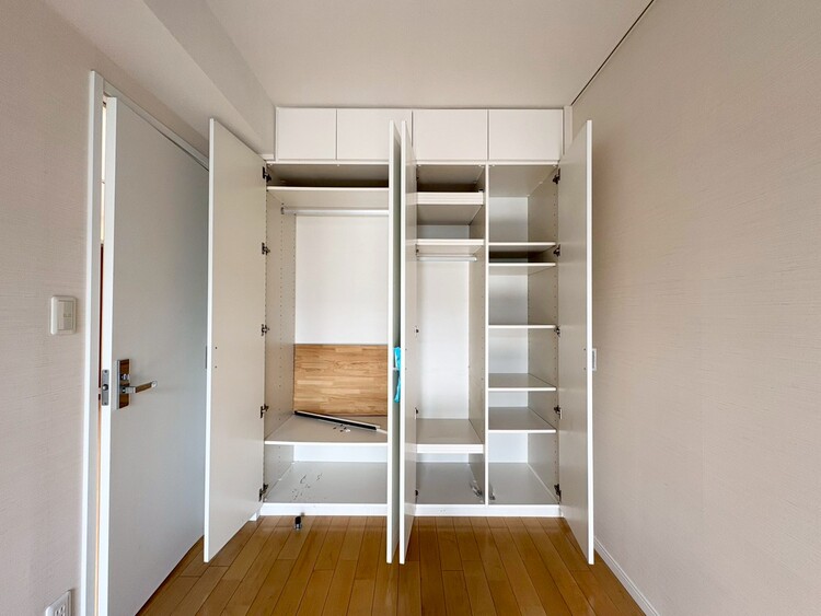 その他 収納スペースが付いていて、お部屋を広く使っていただけます。