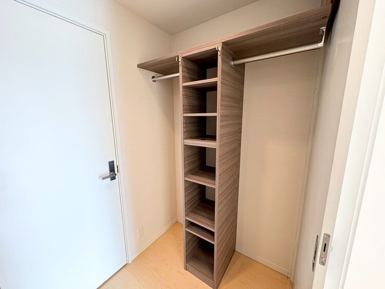 その他 家電やスーツケース、ストック品など何でも片付く嬉しい空間です。