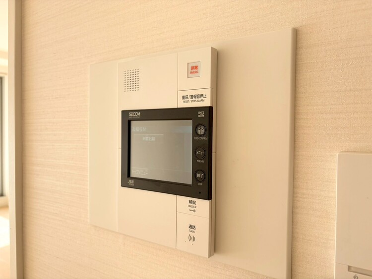 その他 誰が来てもわかる様にモニター付きインターホンを設置。