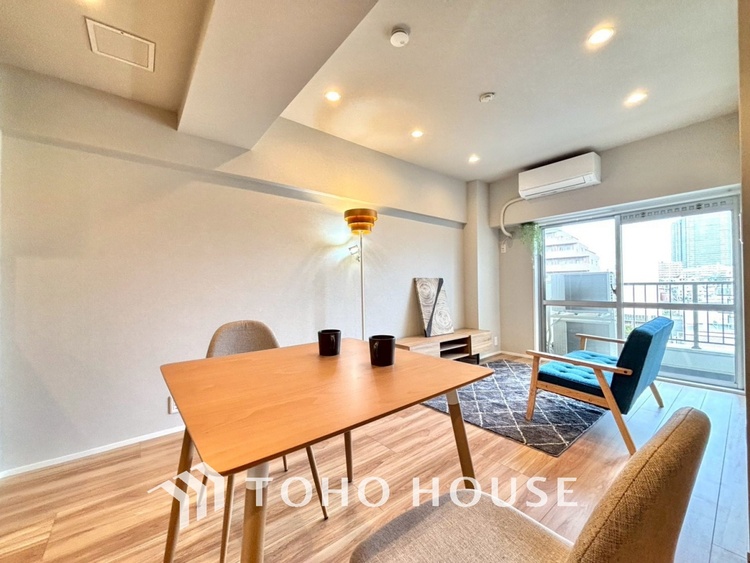 内装 「想像していた以上に広い」が写真を撮っているときの感想です。家事動線に配慮したプランによりご家族がくつろげる明るく広い空間が確保できました。