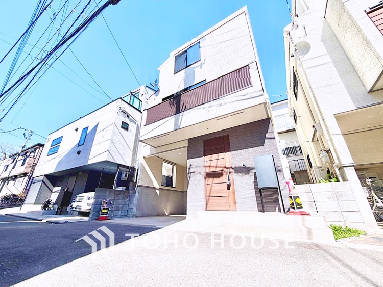 外観 【そよぐ風、緑の香り】澄み切った空気。移ろう季節の中、ゆっくりと流れる時間を、大切な人と愛でる至福。幸せを噛みしめる穏やかな生活。