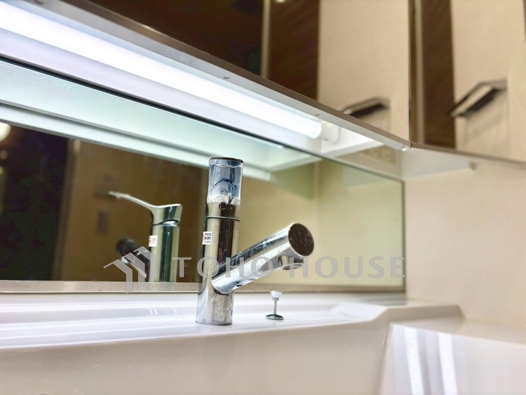 洗面 【洗面台】広く使い勝手のよい空間と設備で、理想の暮らしを演出します。