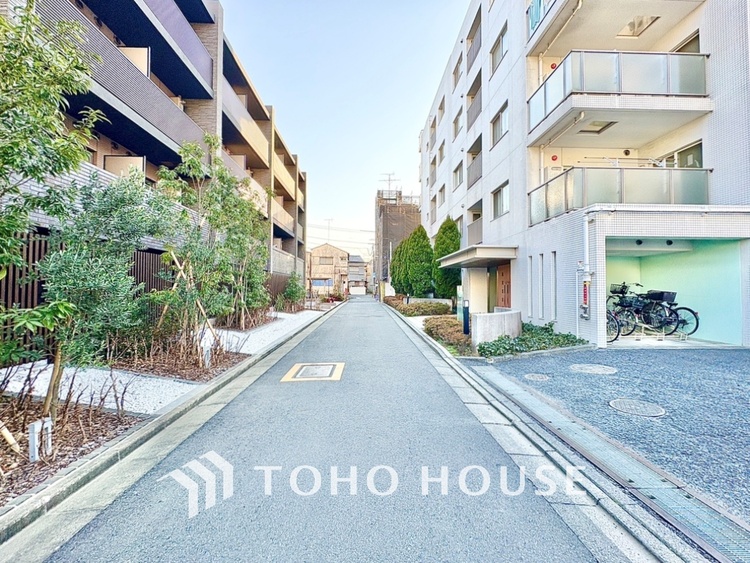 外観 【そよぐ風、緑の香り】澄み切った空気。移ろう季節の中、ゆっくりと流れる時間を、大切な人と愛でる至福。幸せを噛みしめる穏やかな生活。