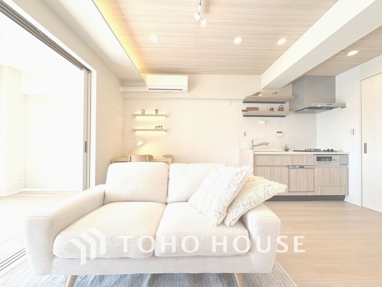 内装 【LIVING】◆煌びやか◆愛おしい家族との団欒の時間をより一層幸せなものに感じさせる煌びやかなLDK。輝かしい毎日が待っています。