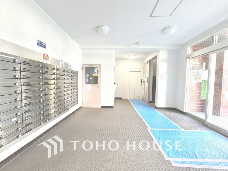 その他 【ENTRANCE】◆そびえ立つ◆我が家のシンボル。遠くの空が赤く染まる夕べが待ち遠しい。