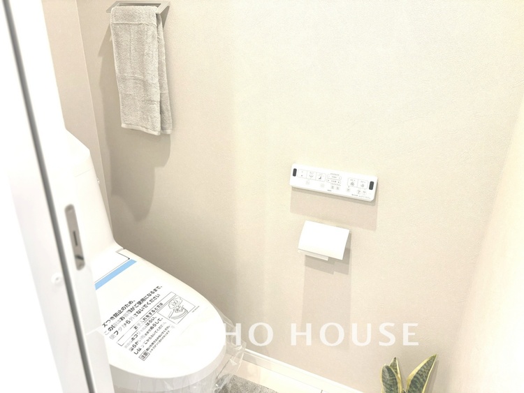 トイレ 【TOILET】◆快適◆な生活に不可欠。節水型の高性能トイレを新設。