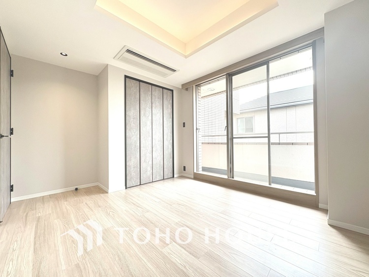 内装 【PRIVATE ROOM】◆属毛離裏◆子は父を手本とし、母に愛育されて成長する。家族の深い繋がり。いつまでも大切にしたい。