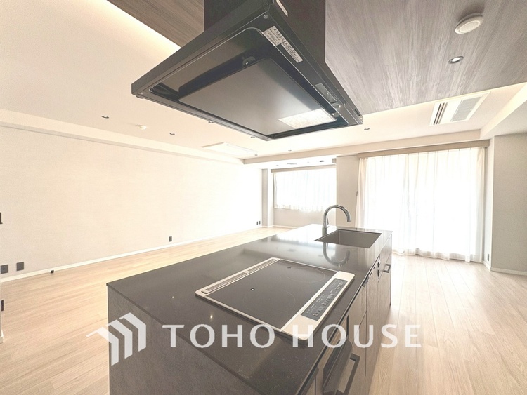 内装 【LIVING】◆simple is best◆無駄のない綺麗なつくりのリビングルームであなただけの暮らしを。