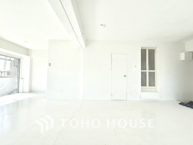 内装 現在改装中◆快適◆な暮らしに不可欠な収納スペース。快適さとともに思い出も詰まっていく。