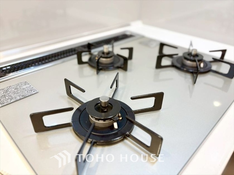 キッチン 【KITCHEN】◆家族のおはよう◆の声を笑顔で迎えてあげられるシステムキッチン。朝ごはんが楽しみでちょっと早起きしたくなるんです。