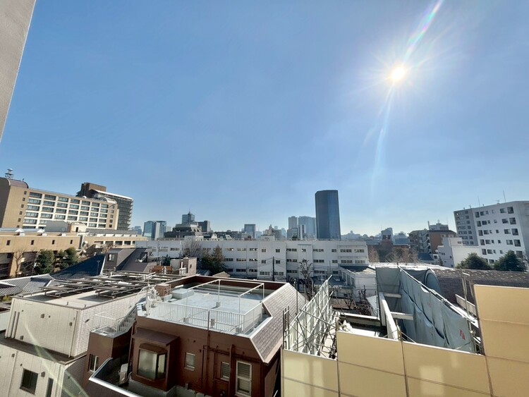 その他 眺望や窓からの景色が良いと、家で過ごす時間も快適です。