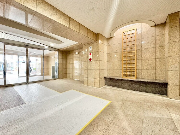 その他 館内は静寂な中が保たれており、管理が行き届いている印象を受けました。