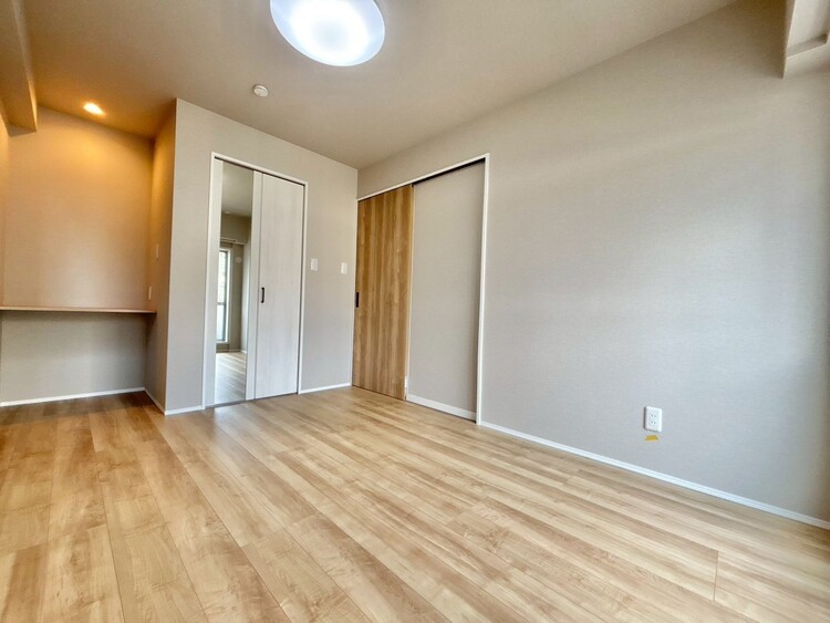 その他 清かで艶やかな時間をもたらしてくれる室内です。