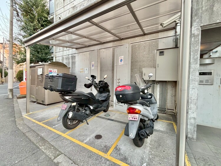 その他 【バイク置き場】バイク置き場もございます。※空き状況は都度ご確認下さい。