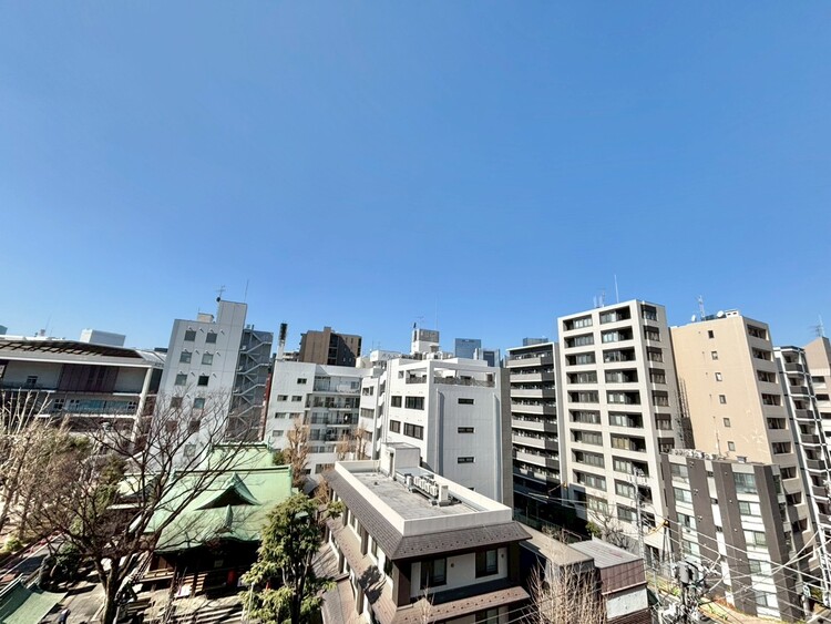 その他 眺望や窓からの景色が良いと、家で過ごす時間も快適です。