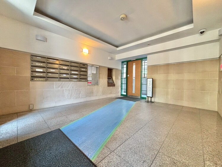 その他 館内は静寂な中が保たれており、管理が行き届いている印象を受けました。