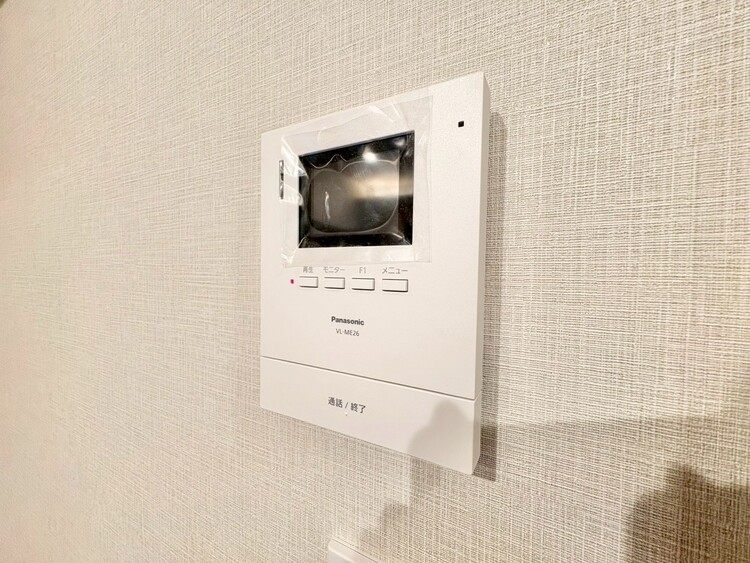 その他 誰が来てもわかる様にモニター付きインターホンを設置。