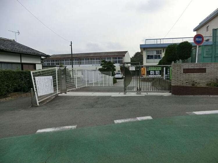 周辺 横浜市立南本宿小学校まで約220ｍ