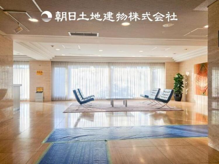 その他 エントランスで来訪者との待ち合わせに使える空間です。