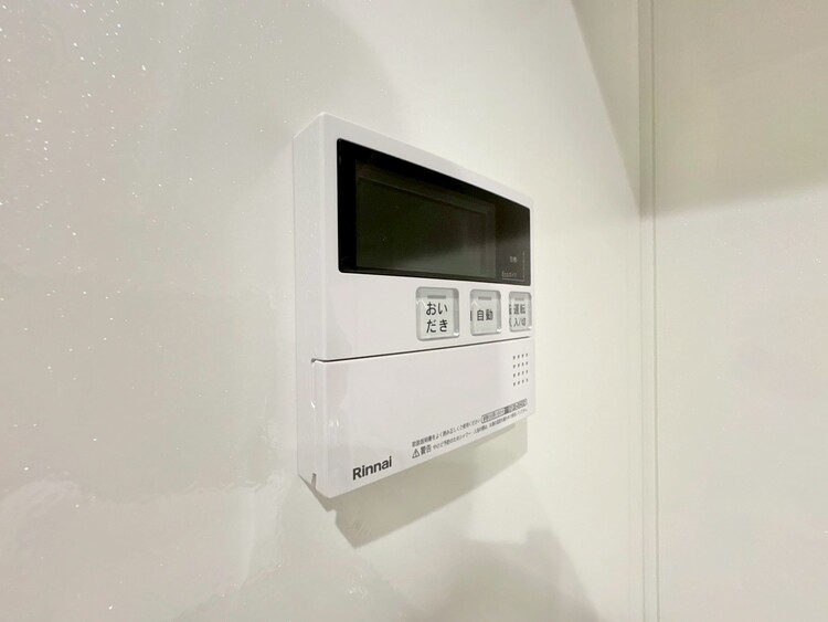 設備 見やすい画面で操作しやすい給湯パネルです。