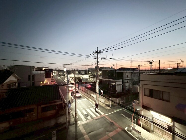 バルコニー 頬をなでる、優しい風を感じることが出来ます。