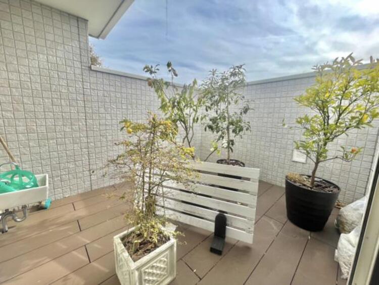 バルコニー ルーフバルコニー