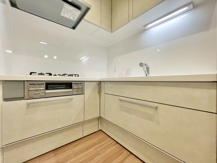 その他 開放感のあるキッチンスペース。調理をしながら、会話も弾みそうですね。