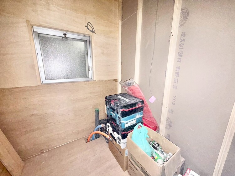 その他 清潔感を感じられる洗面化粧台。