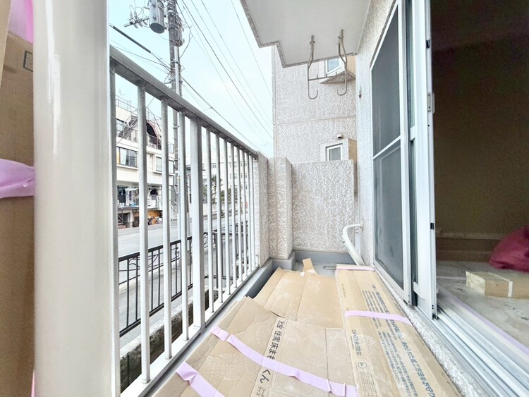 その他 朝の澄んだ空気や、夕方に吹く清々しい風を感じられるバルコニー。