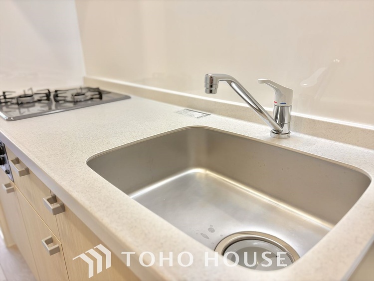 キッチン 家族の笑い声が響く、明るいキッチン。楽しい料理の時間が、思い出を作ります。