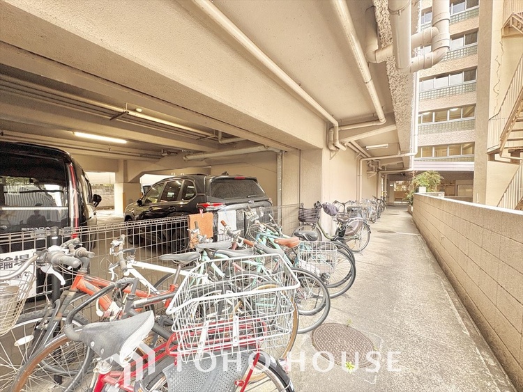 その他 ◆駐輪場◆大切な自転車を置いておける。敷地内に駐輪場があるとお出かけの際に便利です。