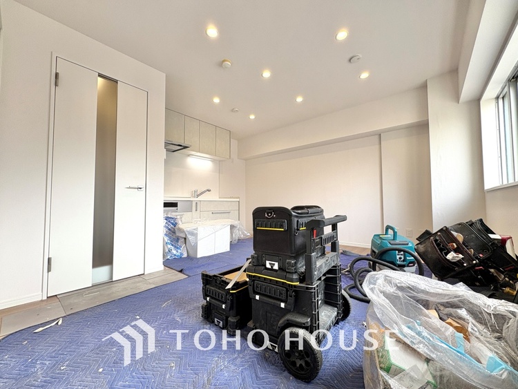 内装 感性を育むプライベートルームはシンプルでスマートな空間。好みの空間で読書をしたり、音楽を聞いたりと一人の時間も充実したものにできます。