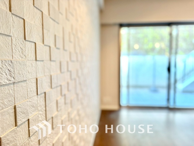 内装 現在改装中◆simple is best◆無駄のない綺麗なつくりのリビングルームであなただけの暮らしを。