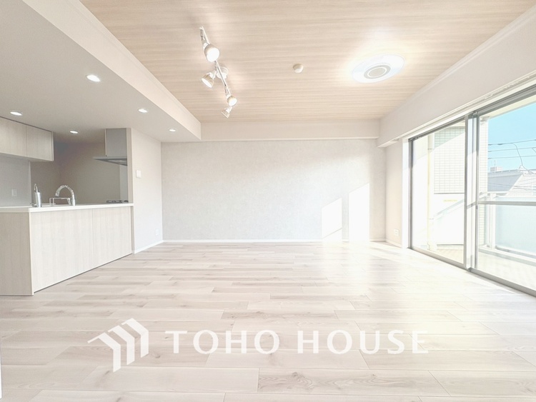 内装 【LIVING】◆家族◆愛する家族を一目で見渡せる。家族が集う空間。永遠に続く幸せな毎日を、ここで。