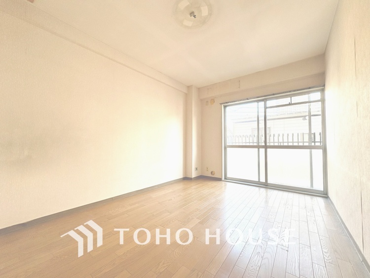 内装 現在改装中◆快適◆な暮らしに不可欠な収納スペース。快適さとともに思い出も詰まっていく。