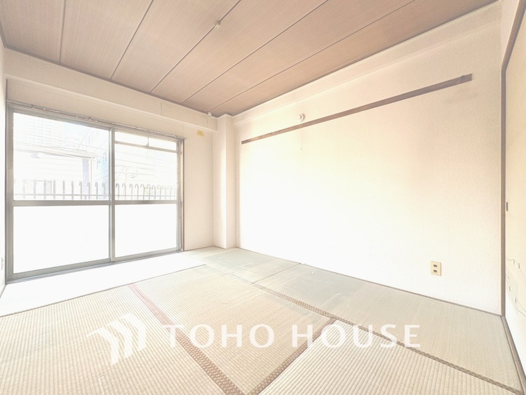 内装 現在改装中◆属毛離裏◆子は父を手本とし、母に愛育されて成長する。家族の深い繋がり。いつまでも大切にしたい。