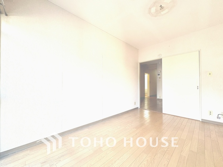 内装 現在改装中◆プライベートな時間◆最高な暮らしにはこの空間が必要。家族のふれあいも大切にしつつ、自分の空間も大切にしたい。