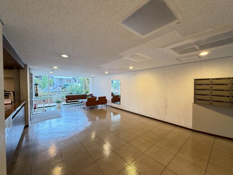 その他 館内は静寂な中が保たれており、管理が行き届いている印象を受けました。