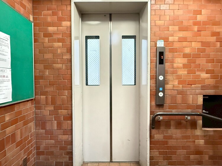 その他 エレベーター完備のため荷物が多くなっても安心。