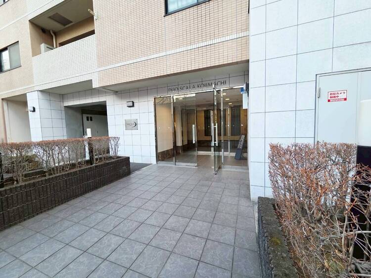 その他 上質感漂う玄関アプローチです。