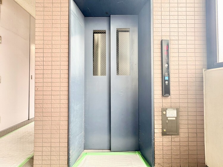 その他 エレベーター完備のため荷物が多くなっても安心。