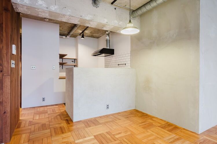 キッチン 【キッチン】手元が隠れる高さのカウンターがあるのでリビングから見るキッチンはとてもスッキリしています。