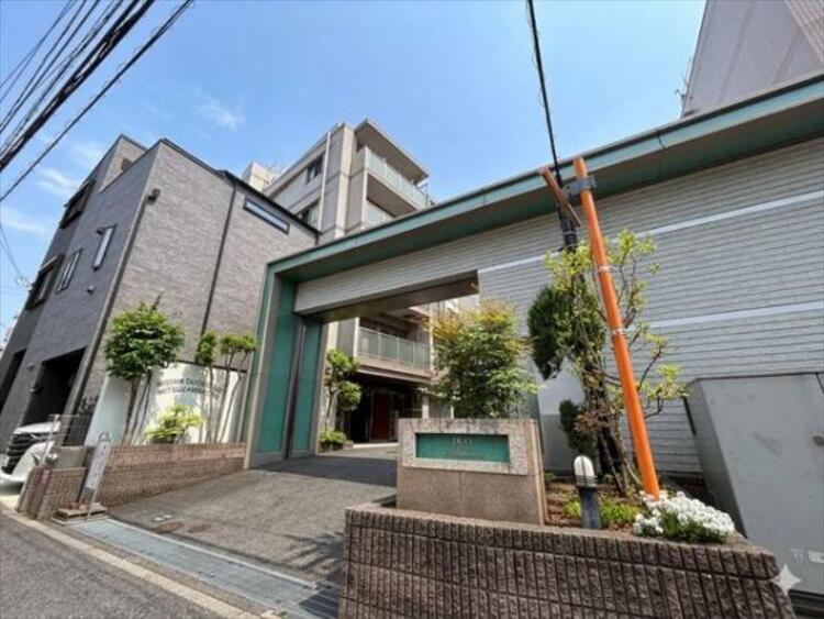 外観 「三ツ沢上町」駅徒歩５分　生活に便利な設備・仕様を揃えた快適住宅です。