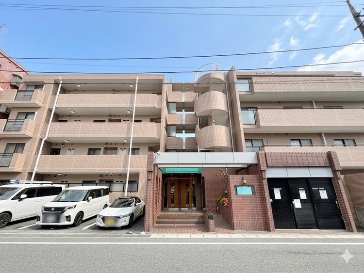 外観 資料には掲載していない情報が、現地にはたくさんあります。是非一度、現地をご確認ください。