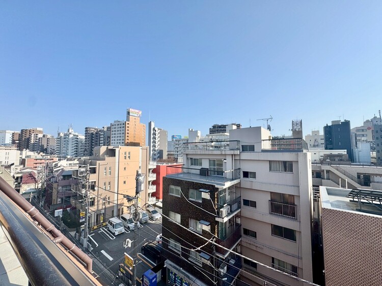 その他 眺望や窓からの景色が良いと、家で過ごす時間も快適です。