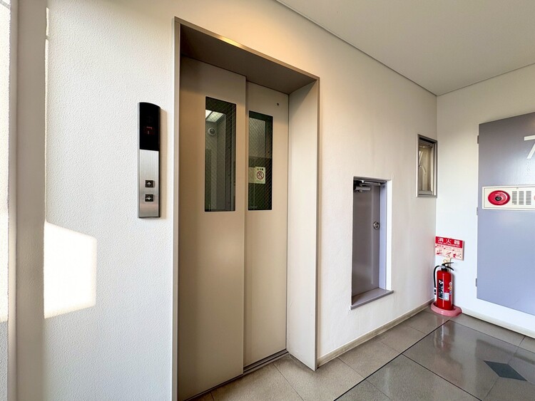 その他 エレベーター完備のため荷物が多くなっても安心。