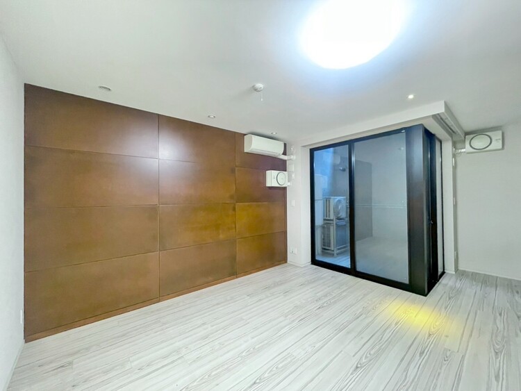 その他 清かで艶やかな時間をもたらしてくれる室内です。