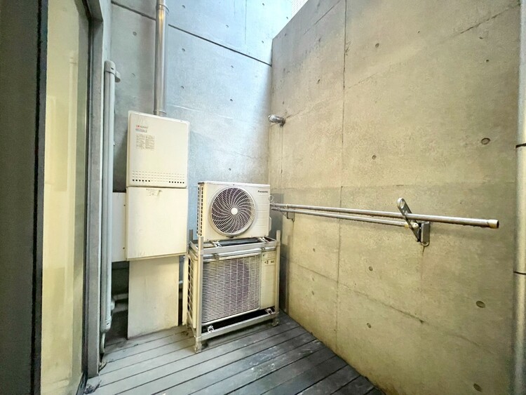 その他 朝の澄んだ空気や、夕方に吹く清々しい風を感じられるバルコニー。