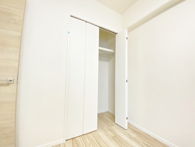 その他 家電やスーツケース、ストック品など何でも片付く嬉しい空間です。