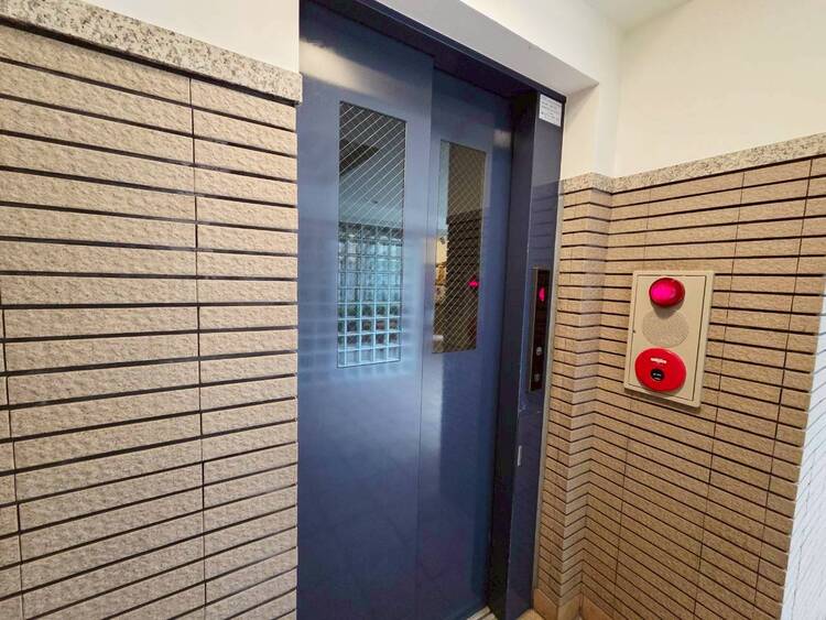 その他 エレベーター完備のため荷物が多くなっても安心。